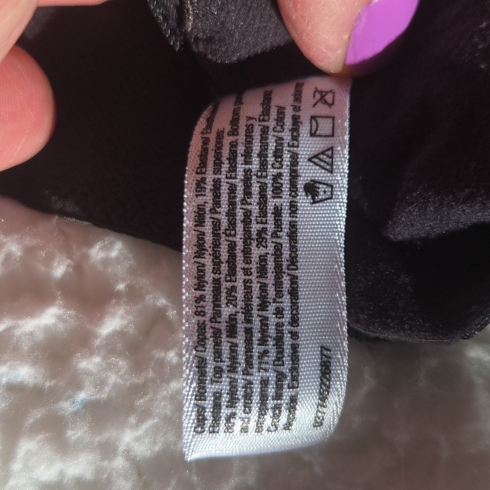 Maidenform Shapewear 40D, Black, EUC. Fab Support,  Tummy control. - Picture 9 of 9